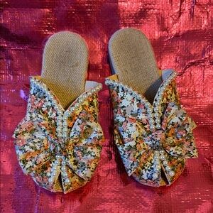 Floral Bow Slip-On Sandals with Pearl Accents